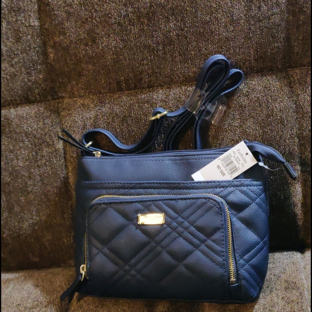 💙Van Heusen messenger bag💙